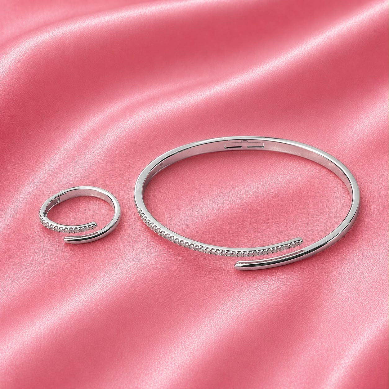 Silver Snap and Ring Set