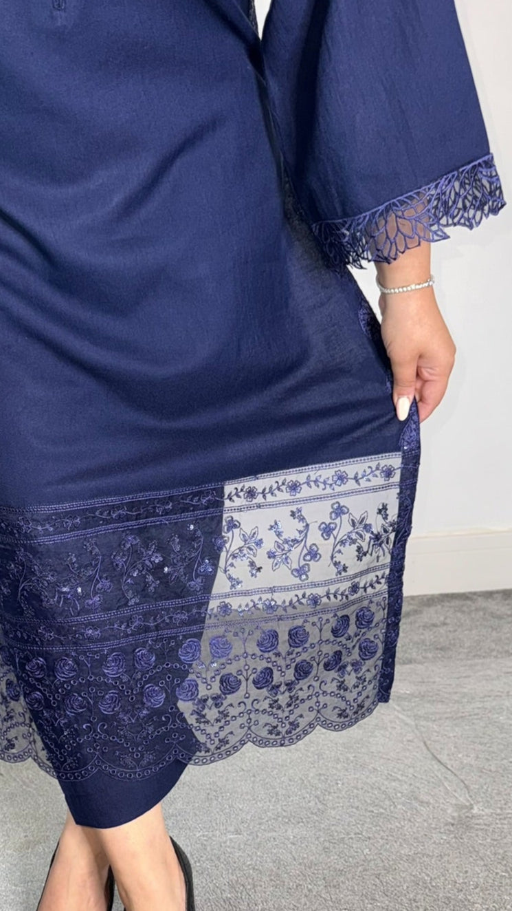 Laila Navy
