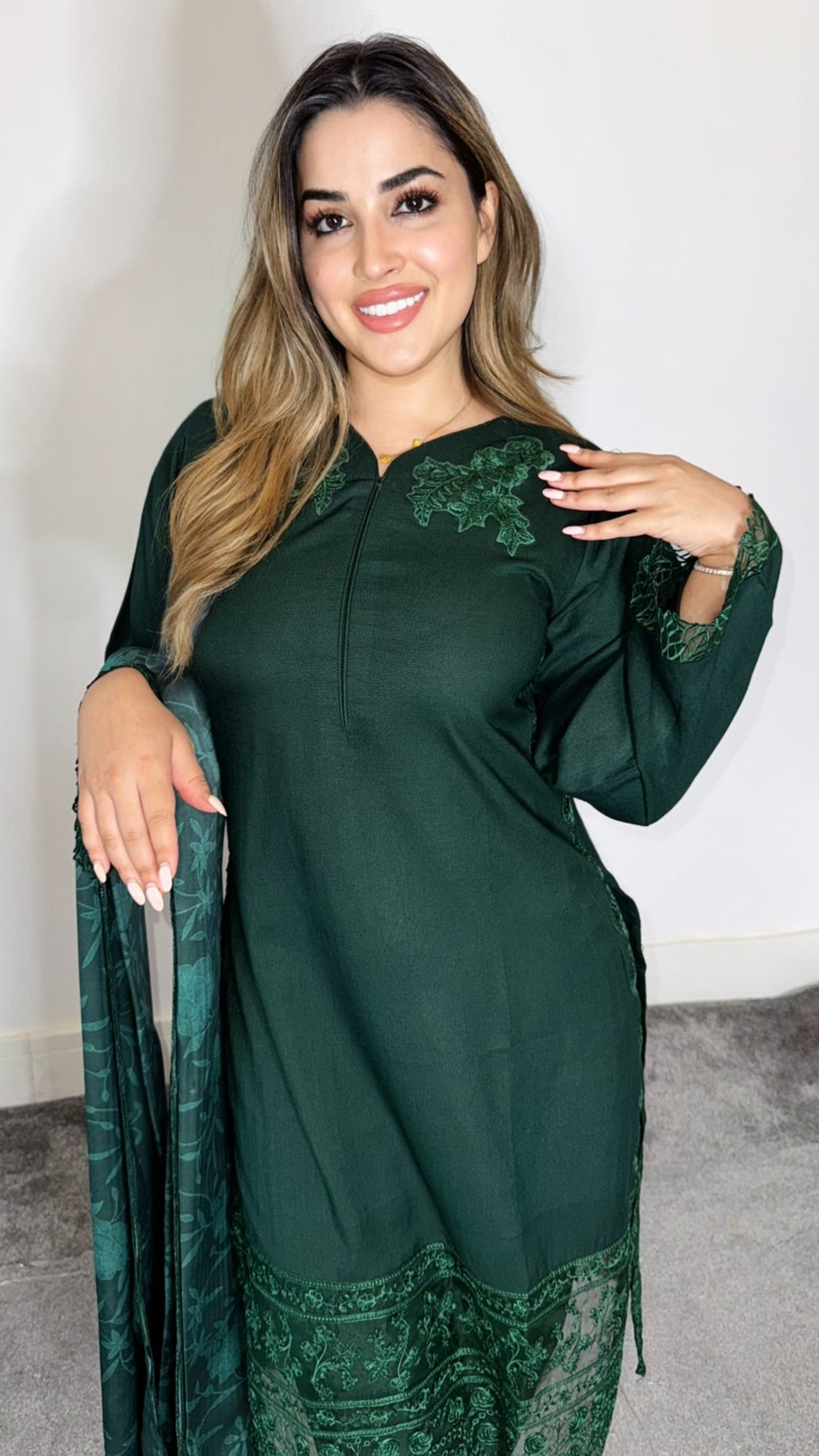 Zoya Emerald